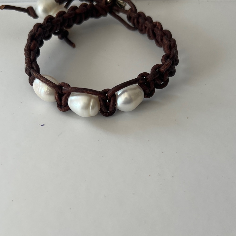 Brown Braided Leather Bracelet with White Natural Pearl Approx. 7 1/4 inch long